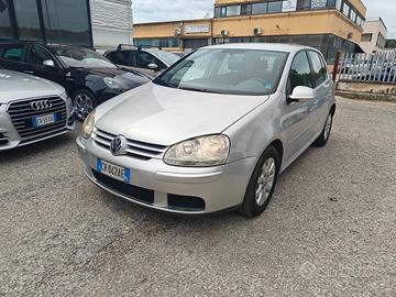 Volkswagen Golf V 1.9 TDI 5p. Highline