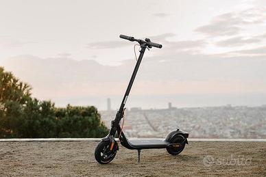 - SEGWAY - Monopattino elettrico NINEBOT KS F2 PRO