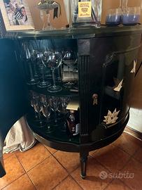 Mobile laccato orientale + tavolino coordinato