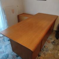 Scrivania vintage in faggio