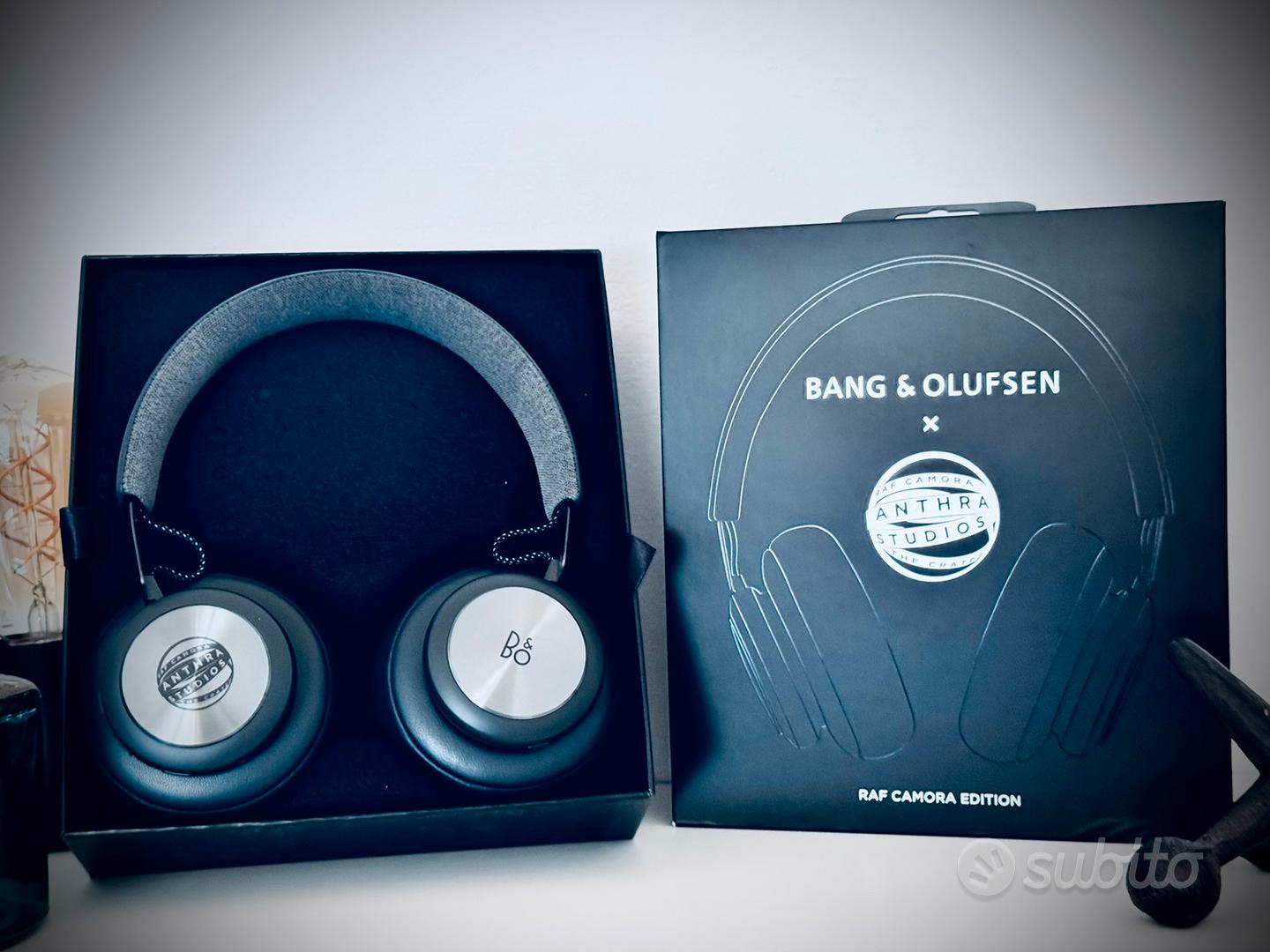 Bang & Olufsen H4 Anthra Studios RAF CAMORA - Audio/Video In