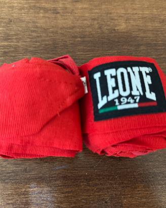 Bendaggi elastici per le mani della Leone 1947