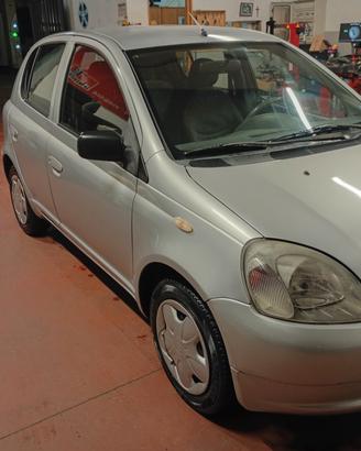 Toyota Yaris 1.4 tdi D-4D cat 5 porte Sol