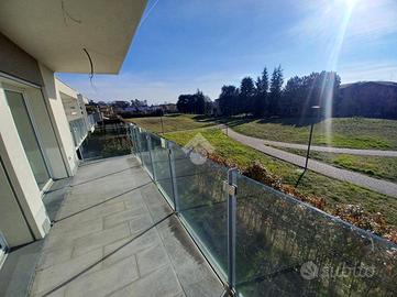 VILLA A SCHIERA A TREVIOLO