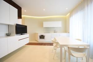 17.8 - 31.8 Moderno trilocale