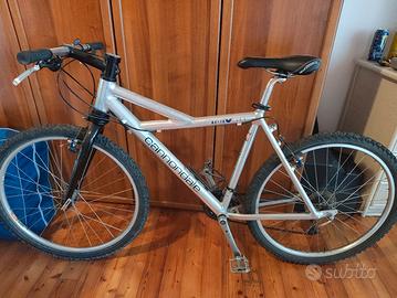 Bici MTB Cannondale alluminio 