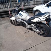 Suzuki gsr 600 anno 2007