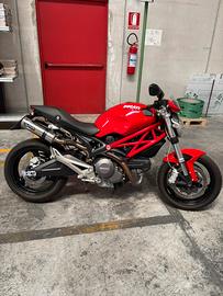 Ducati monster 696+