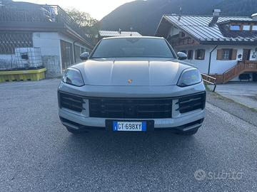 CAYENNE E-HYBRID COUPE'  IVA ESPOSTA 