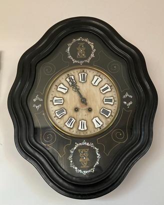 Orologio a pendolo con suoneria "occhio di bue"