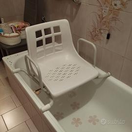 Sedia girevole per vasca da bagno 