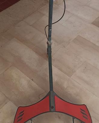 Monopattino razor