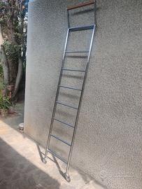 Scala per soppalco o libreria