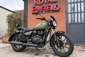 Royal Enfield Meteor Fireball Green
