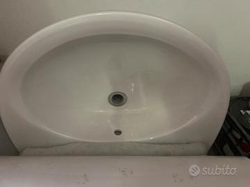 Lavabo nuovo con n2 colonnine