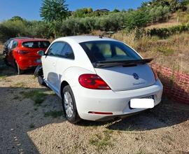 Volkswagen New Beetle 1.6 tdi 105c 2013 incidentat