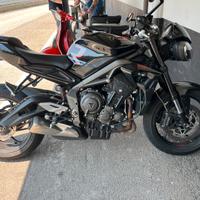 Street triple R 2022