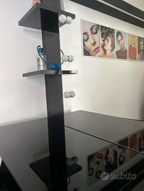 Postazione trucco/ capelli