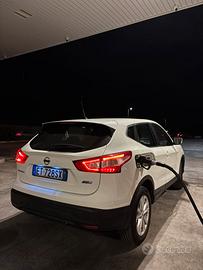 nissan qashqai 2014