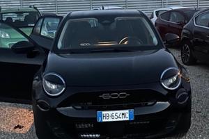 Fiat 600 Hybrid 145 CV DCT MHEV La Prima