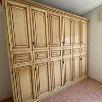 Armadio in legno 6 ante