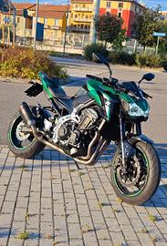 Kawasaki Z900 A2 35kw depotenziata Akrapovic 