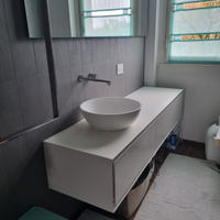 Mobile bagno sospeso