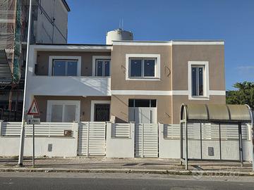 Casa indipendente con giardino latina centro