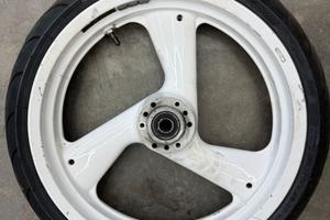 Cerchio anteriore Ducati