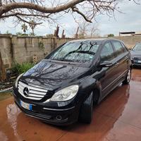 Mercedes-Benz classe b 200