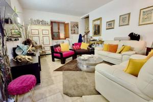 Casa indipendente di 135 m² con 4 locali e box aut
