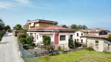 VILLA SINGOLA A RENATE