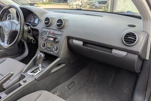 Audi A3 anno 2004 cambio automatico 