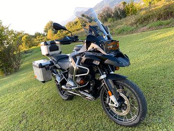 BMW R 1200 GS Adventure Triple Black