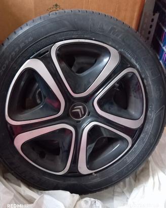 DUE CERCHIONI +gomma e copri cerchio Citroen c3