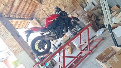 sollevatore moto 