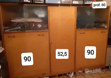 Mobile con due letti pieghevoli