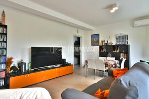 Appartamento luminoso con garage in zona strategic