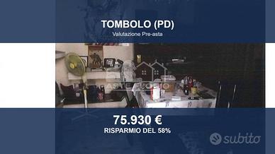 Immobile in asta di 300 m² con box auto a Tombolo