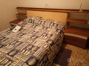 letto matrimoniale in noce naz doghe e materassi