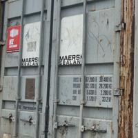 container 6 metri con impianto elettrico e mensole