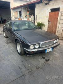 Jaguar XJ6 AUTO D’EPOCA