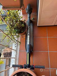 Monopattino elettrico Momo design