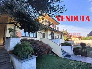 Villa bifamiliare Parabiago [Cod. rif 3251643VRG]