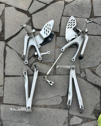 Pedane e pedalini yamaha r1 2004/2005/2006
