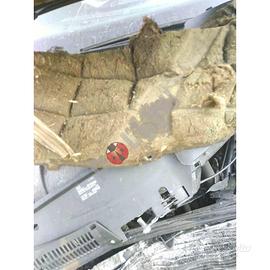 Motore in attesa di prova volkswagen golf 5a