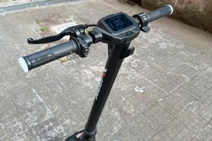 Monopattino elettrico ducati