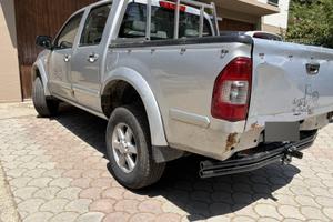 Pick up Isuzu d-max 3.0 diesel motore 4jh1