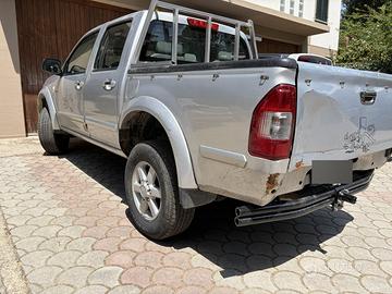 Pick up Isuzu d-max 3.0 diesel motore 4jh1