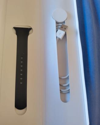 Apple Watch caricabatterie e cinturino